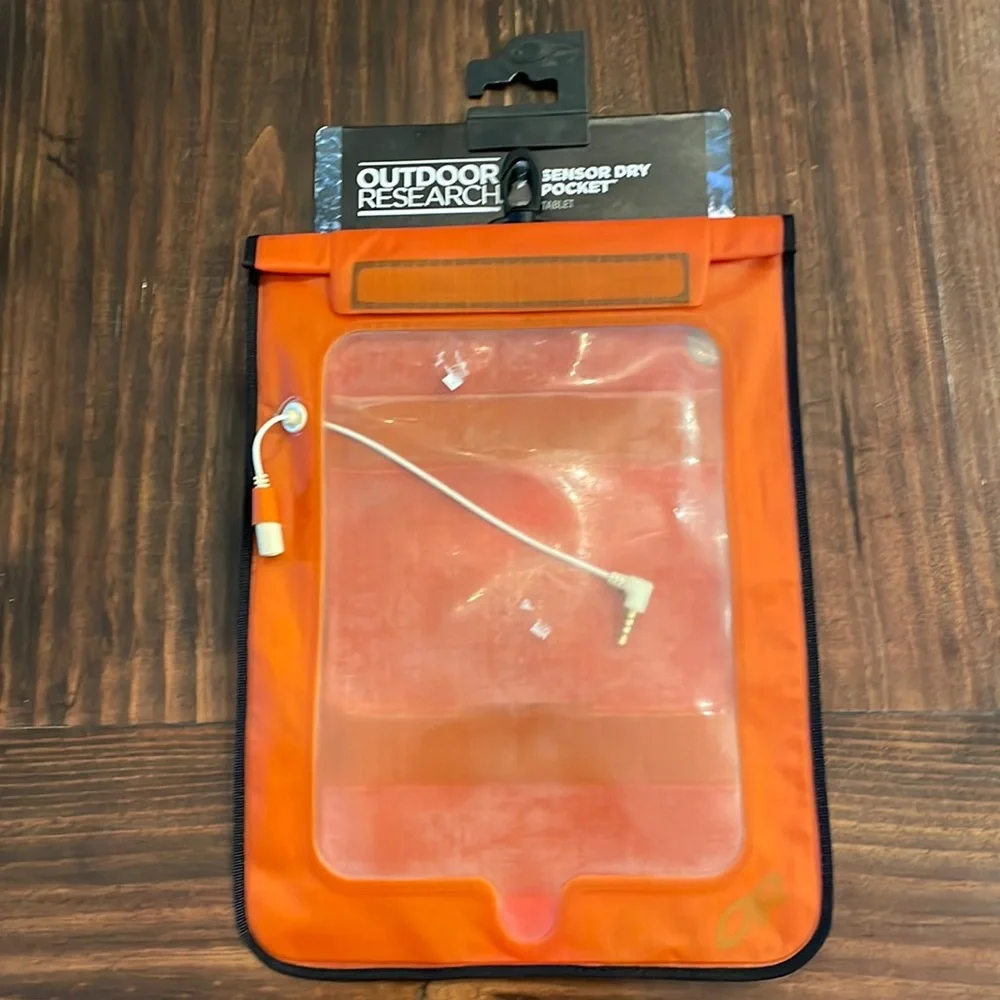 Outdoor Research Sensor Dry Pocket for Tablet - Picture 1 of 4